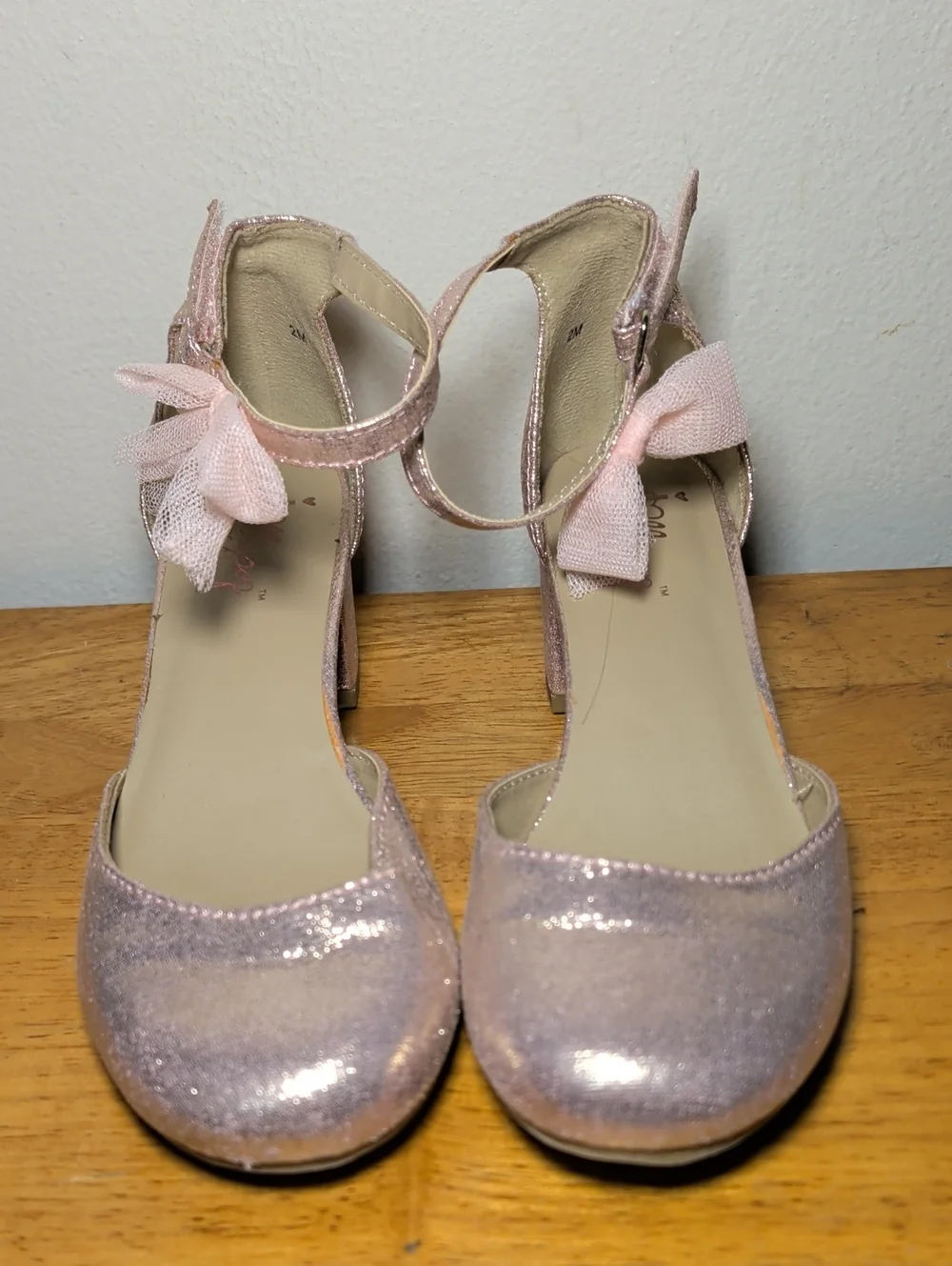 Jellypop Kids Salfina Pink Glitter Shoes with Bow Strap Low Heel Girls Size 2